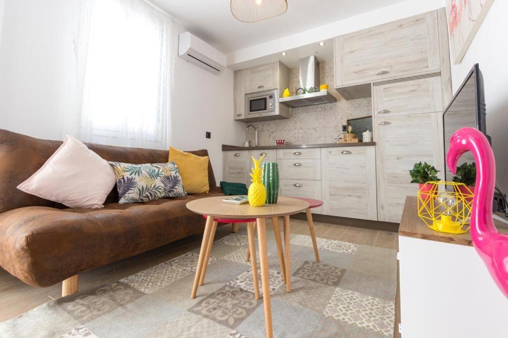 Apartamento Vintage En El Centro De Малага Экстерьер фото