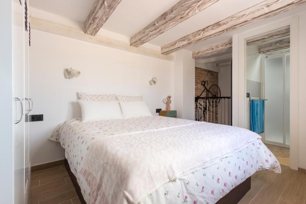 Apartamento Vintage En El Centro De Малага Экстерьер фото